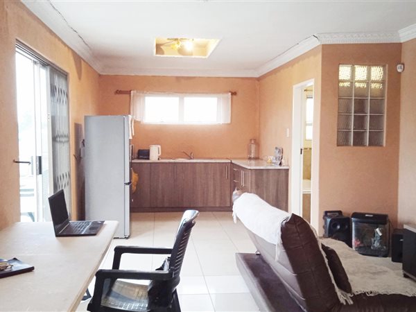 1 Bedroom House 1 Bedroom House
