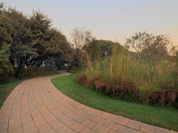 785 m² Land 785 m² Land