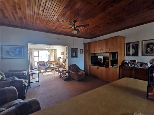 3 Bedroom House 3 Bedroom House