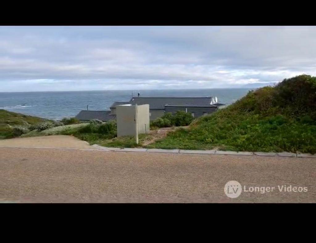 1200 m² Land available in Gansbaai and surrounds photo number 1