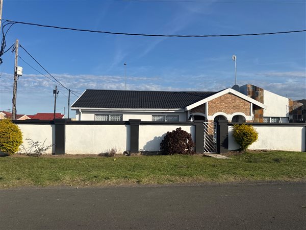 3 Bedroom House