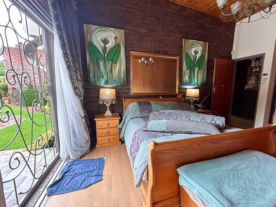 4 Bed House in Van Der Hoff Park photo number 30