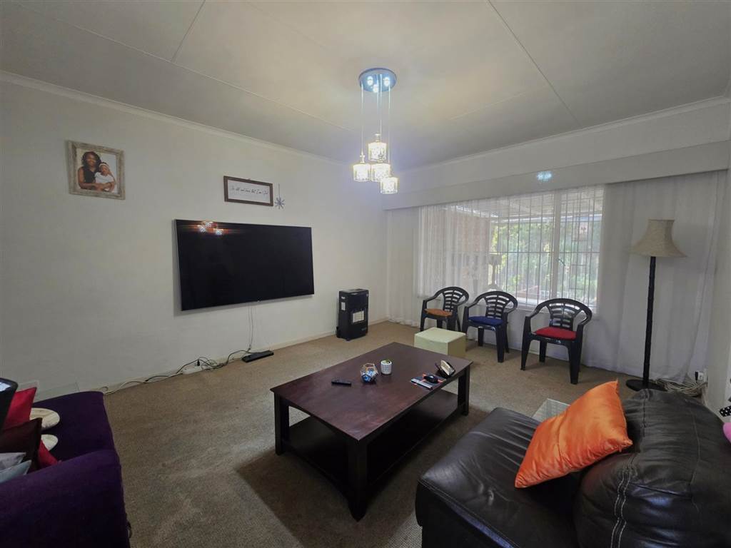 3 Bedroom Townhouse 3 Bedroom Townhouse