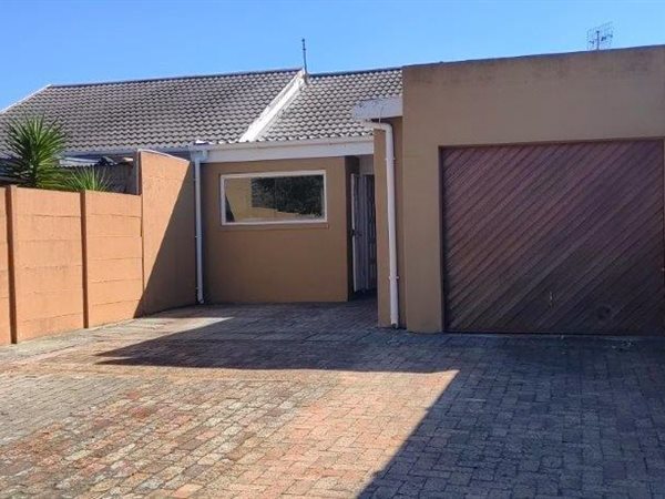 3 Bed House in Ottery