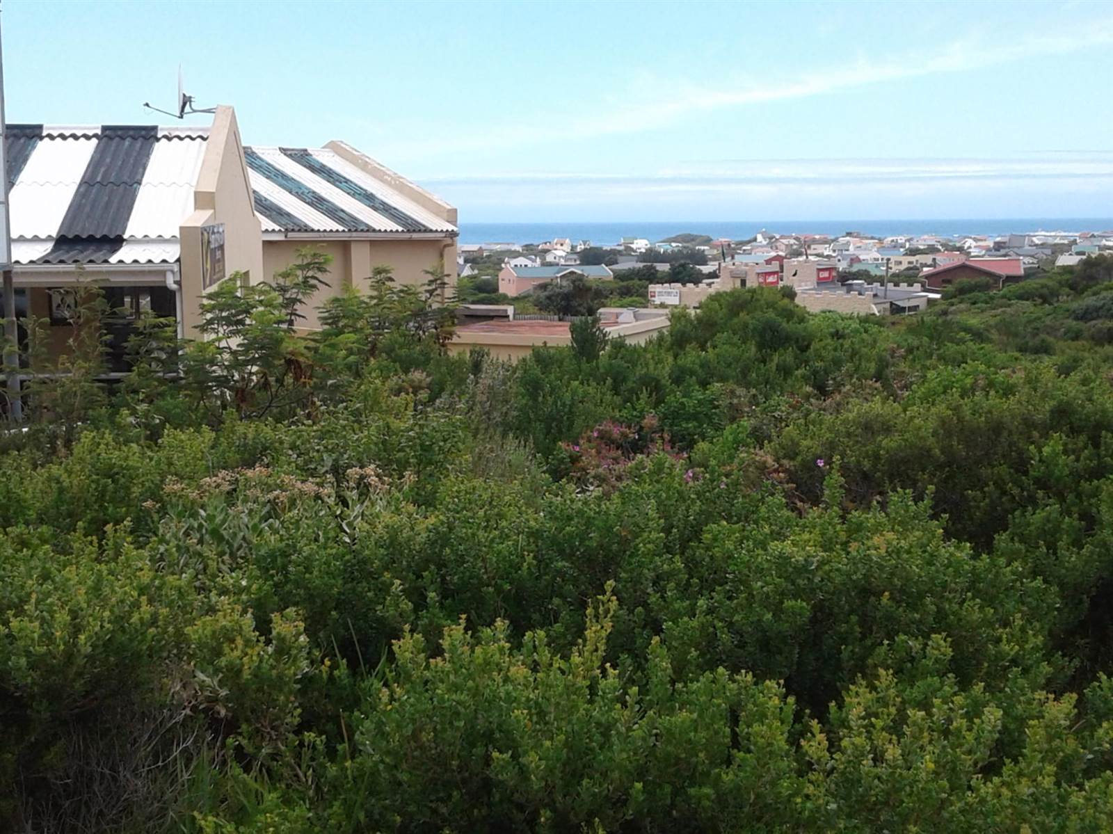 874 m² Land available in Bettys Bay photo number 2