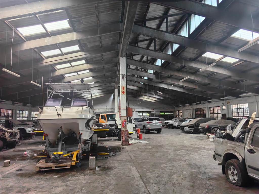 1540  m² Industrial space in Jacobs photo number 3