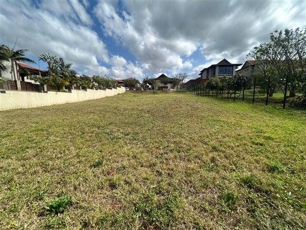 820 m² Land