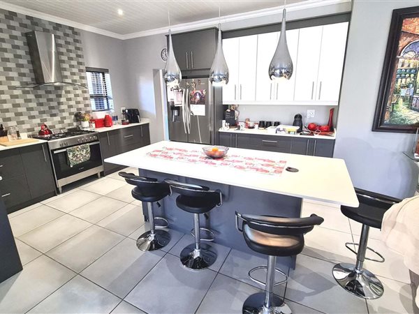 3 Bedroom House 3 Bedroom House