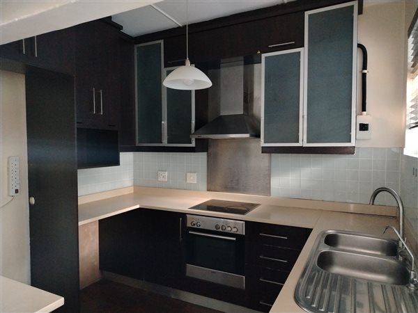 2.5 Bedroom Apartment 2.5 Bedroom Apartment