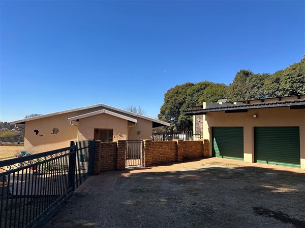 3 Bedroom House 3 Bedroom House