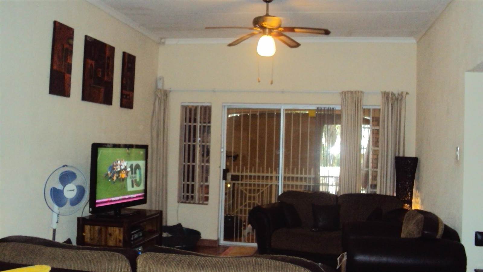 3 Bed Townhouse in Safari Gardens photo number 4