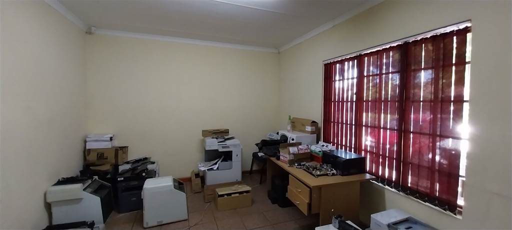 500  m² Retail Space in Lydenburg photo number 8