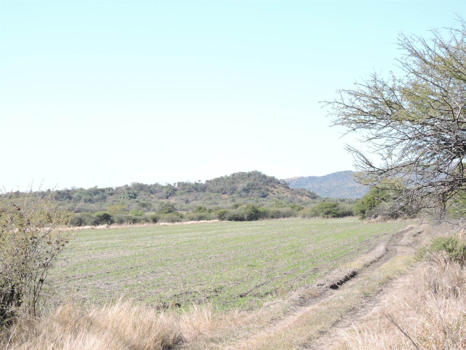 21.4 ha Land available in Rustenburg photo number 3