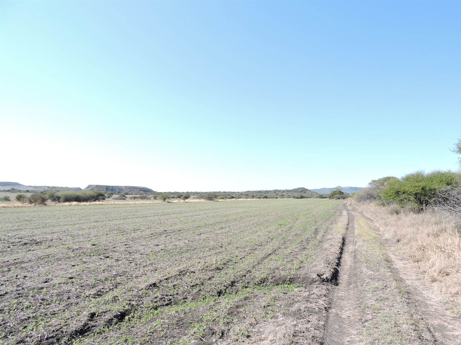 21.4 ha Land available in Rustenburg photo number 1