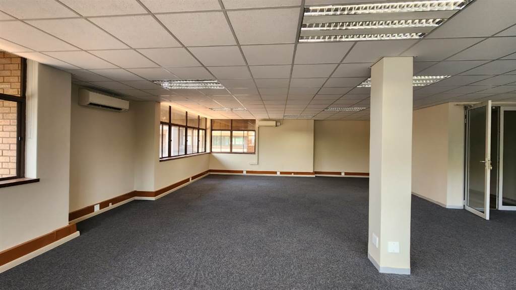143  m² Commercial space in Centurion CBD photo number 16