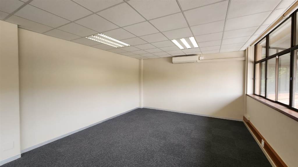 143  m² Commercial space in Centurion CBD photo number 27