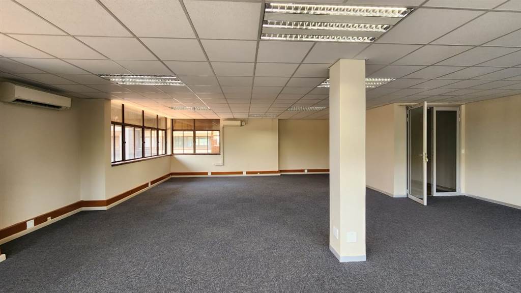 143  m² Commercial space in Centurion CBD photo number 19