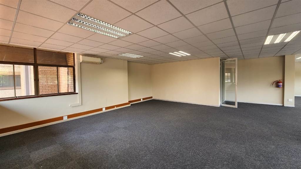 143  m² Commercial space in Centurion CBD photo number 7