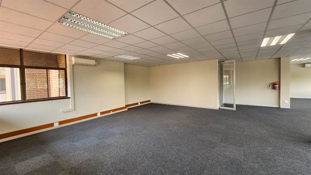 143  m² Commercial space in Centurion CBD photo number 6