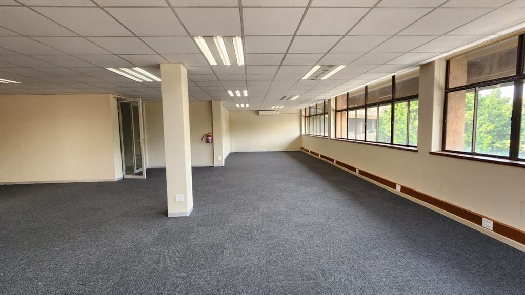 143  m² Commercial space in Centurion CBD photo number 15