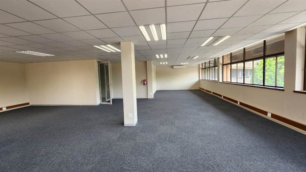 143  m² Commercial space in Centurion CBD photo number 13