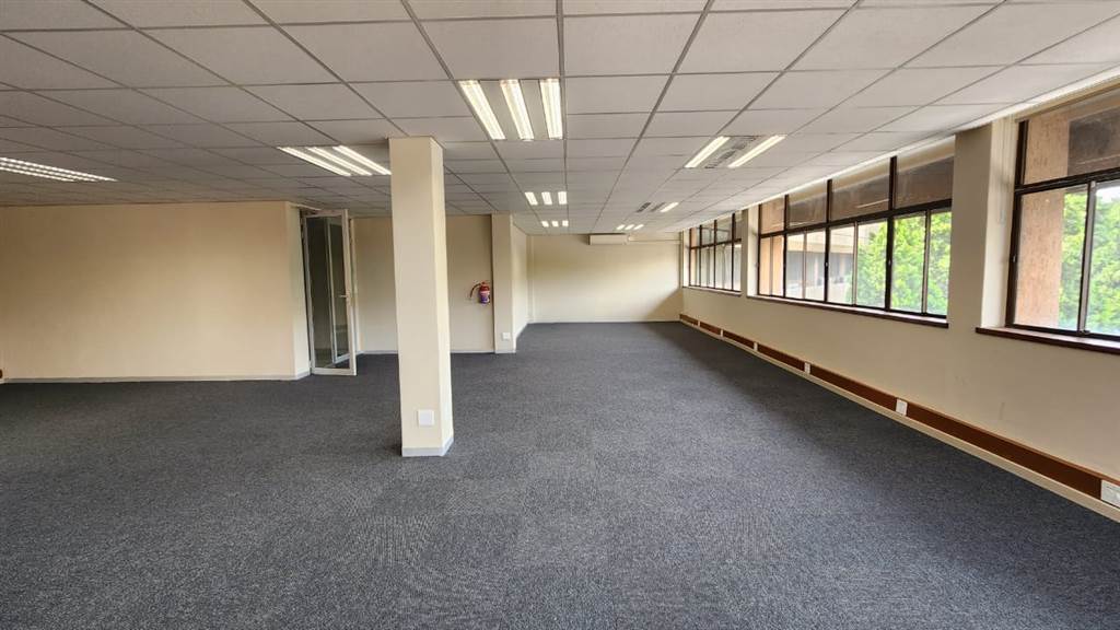 143  m² Commercial space in Centurion CBD photo number 9