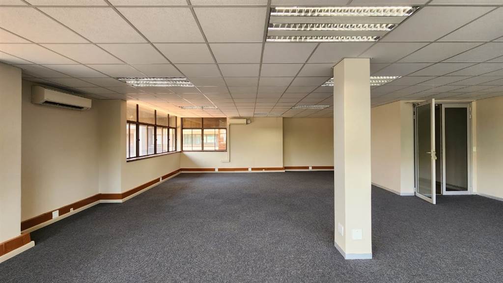 143  m² Commercial space in Centurion CBD photo number 17