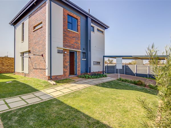 4 Bedroom House 4 Bedroom House