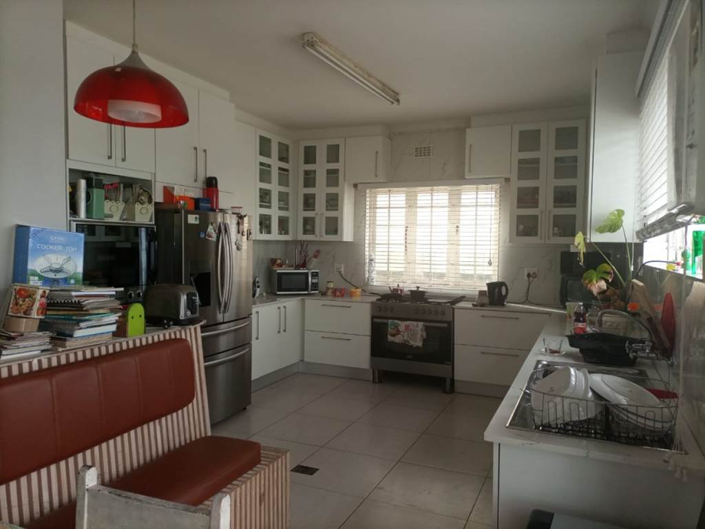 3 Bed House in Parow photo number 9