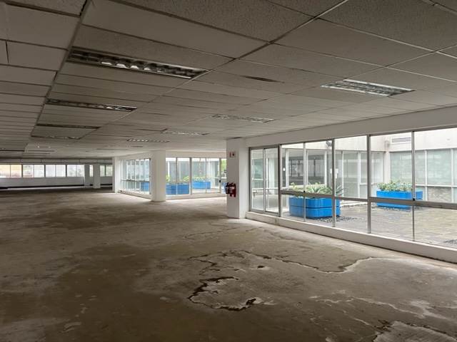 2731  m² Commercial space in Cape Town City Centre photo number 13