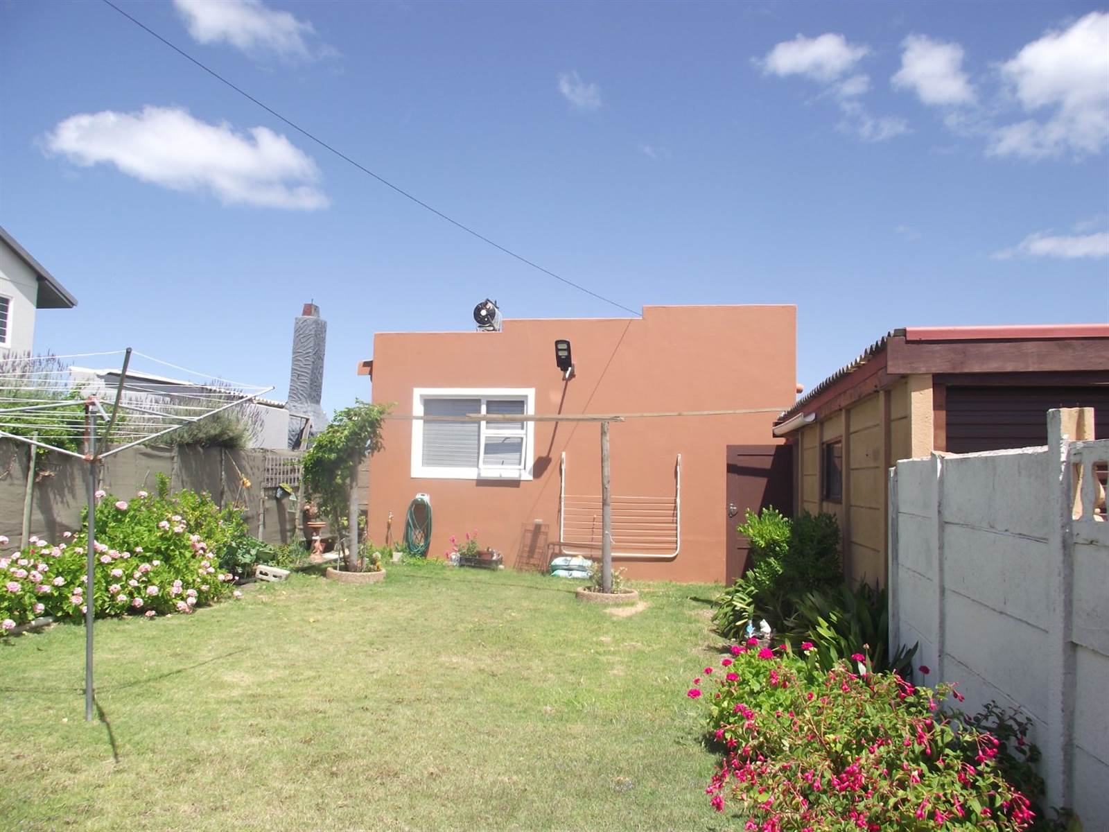 5 Bed House in Gansbaai and surrounds photo number 11