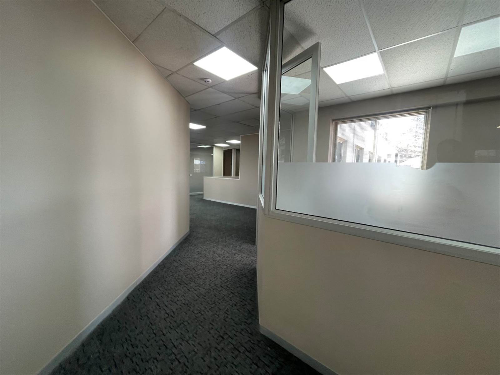 514  m² Commercial space in Woodmead photo number 7