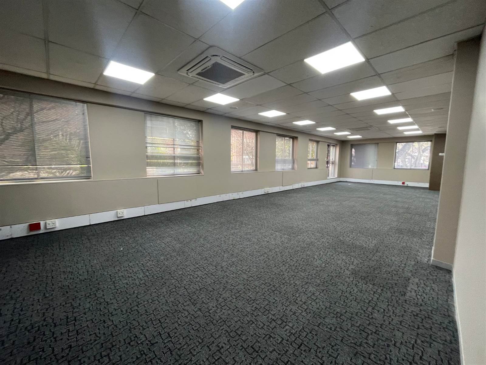 514  m² Commercial space in Woodmead photo number 15
