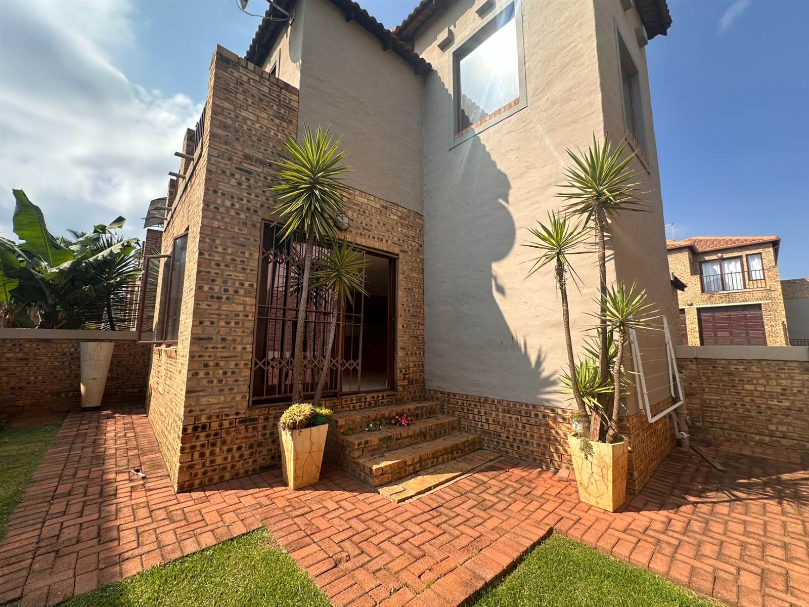 2 Bed Townhouse in Ruimsig photo number 19