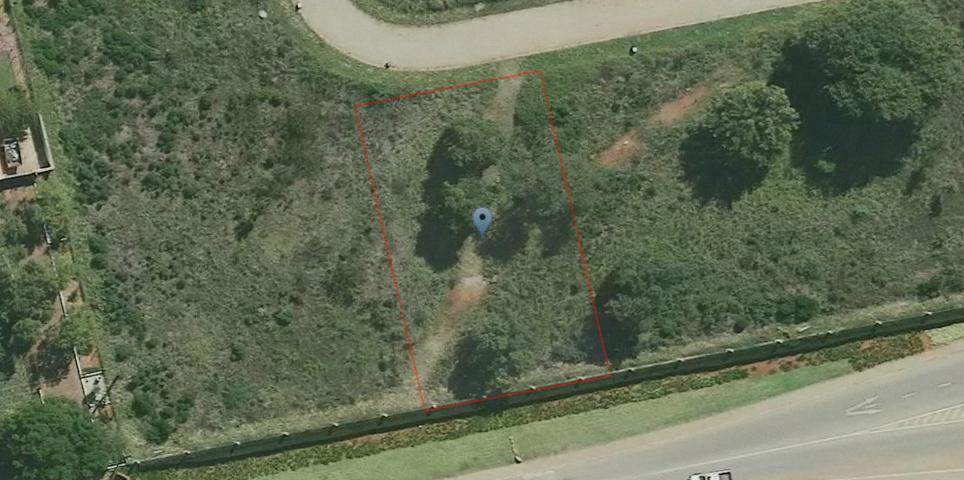 930 m² Land available in Kosmos photo number 1