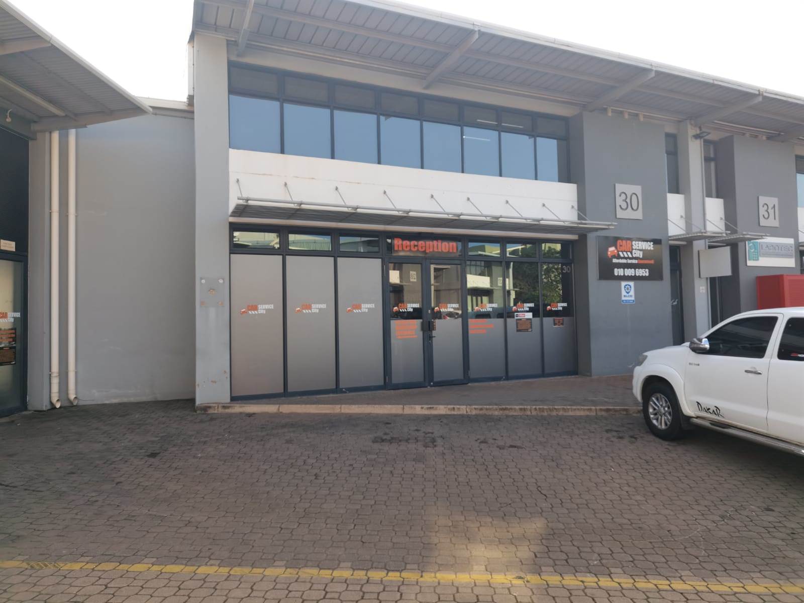430  m² Commercial space in Umhlanga Ridge photo number 1