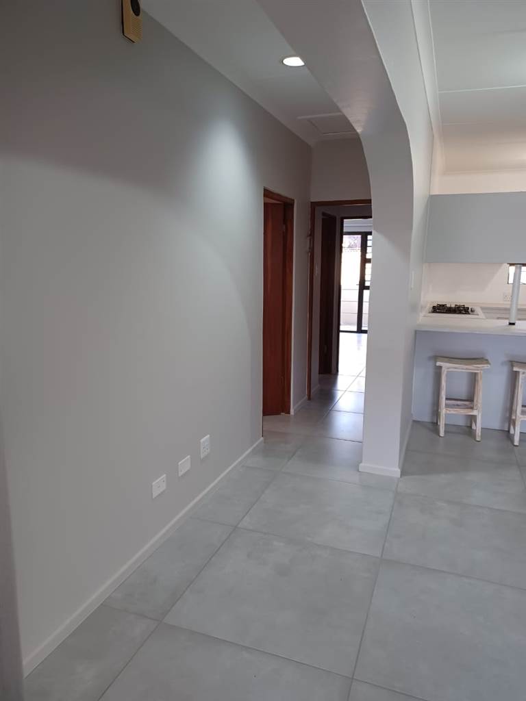 3 Bed Townhouse in Hartenbos photo number 10