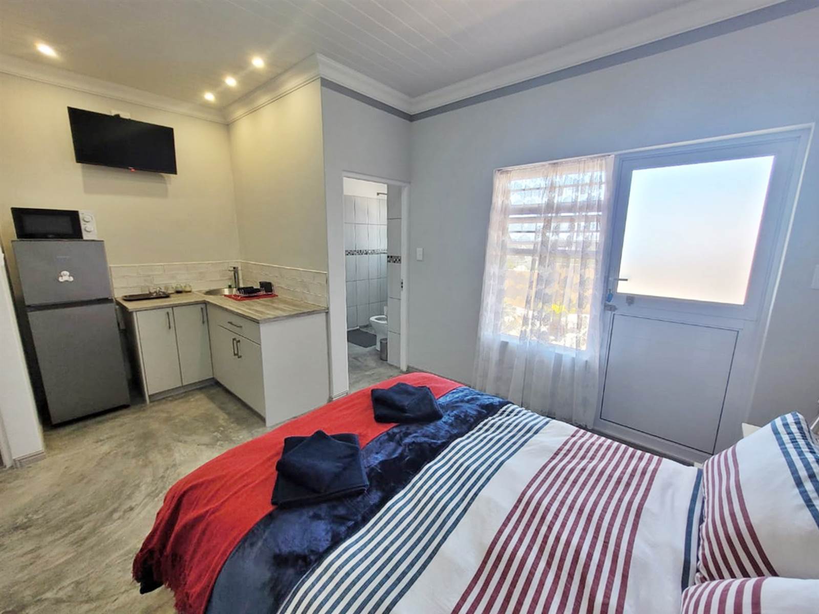 5 Bed House in Struisbaai photo number 19