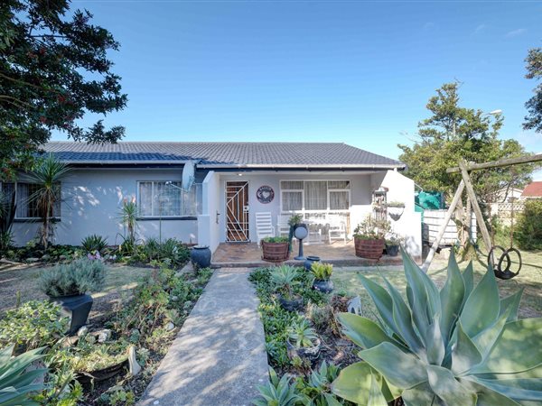 3 Bedroom House 3 Bedroom House