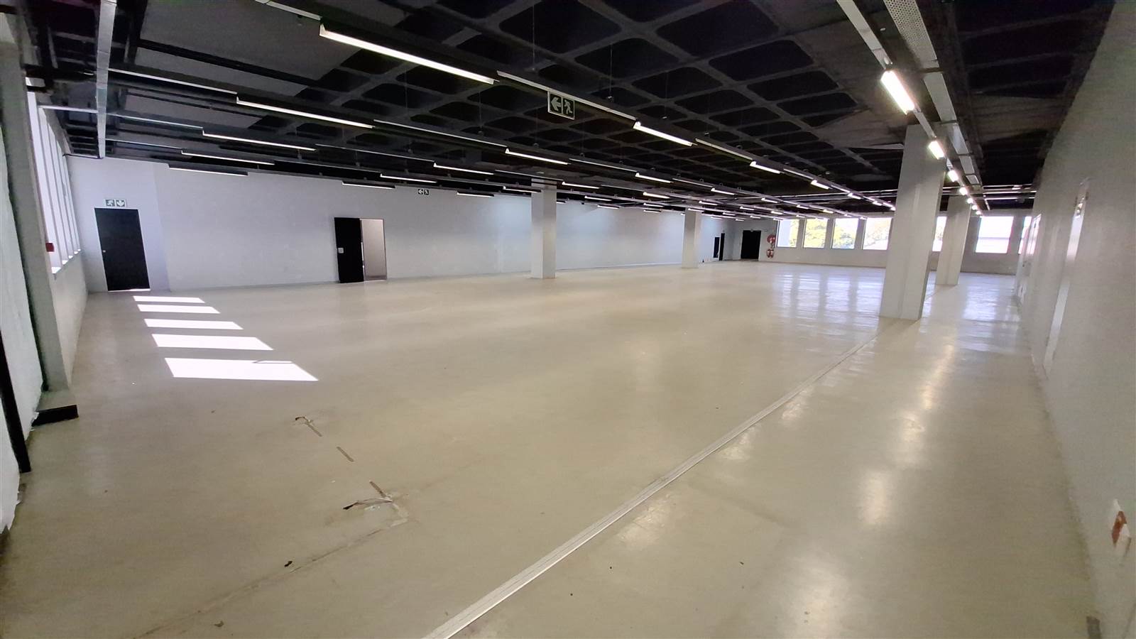 2543  m² Industrial space in Eastgate photo number 13