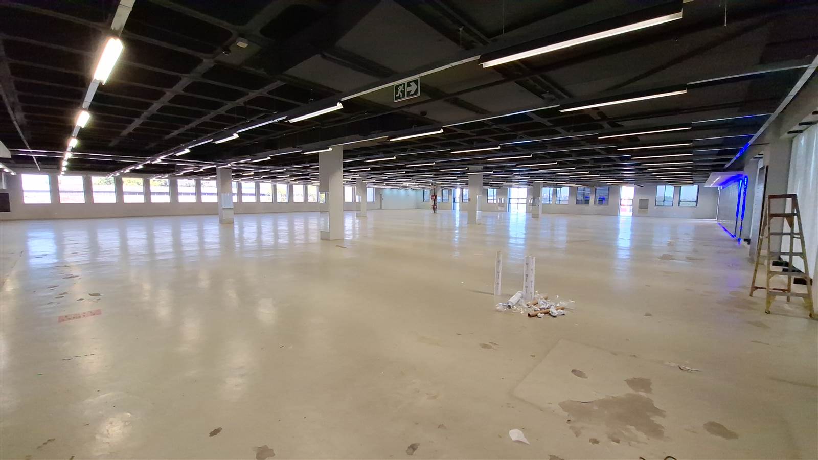 2543  m² Industrial space in Eastgate photo number 3