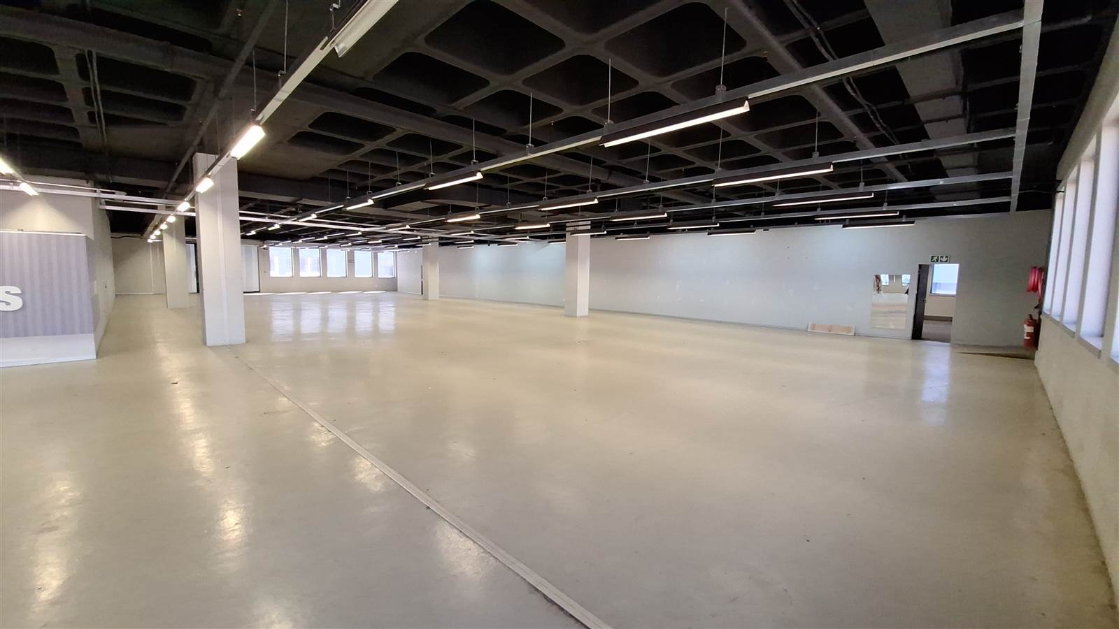 2543  m² Industrial space in Eastgate photo number 11