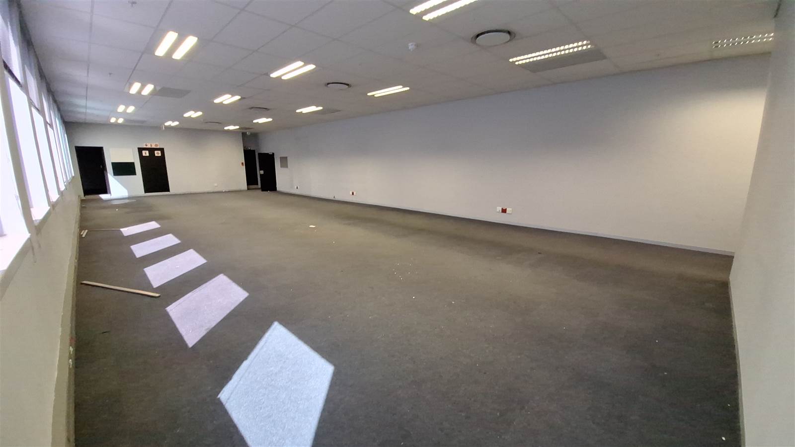 2543  m² Industrial space in Eastgate photo number 16