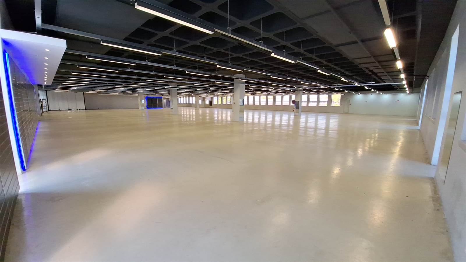 2543  m² Industrial space in Eastgate photo number 5