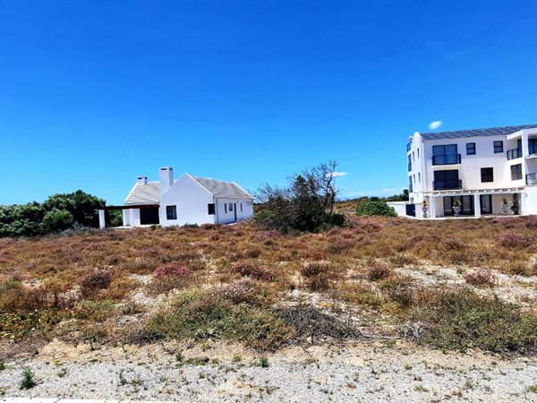 437 m² Land