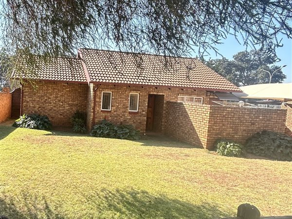 2 Bedroom House 2 Bedroom House