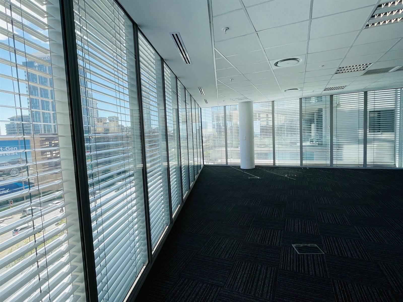890  m² Commercial space in Sandown photo number 16