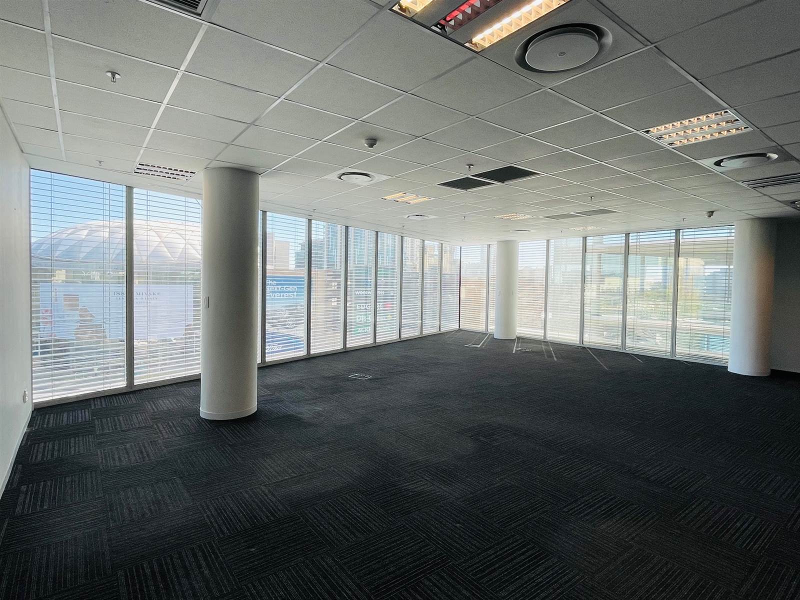 890  m² Commercial space in Sandown photo number 15
