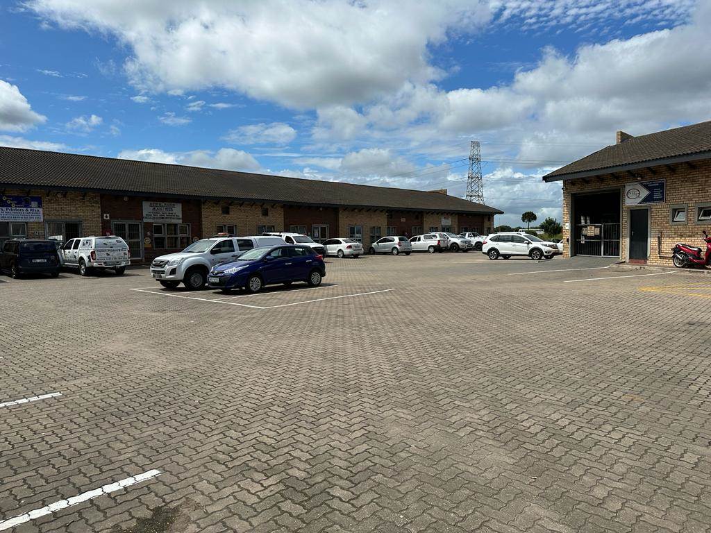 171  m² Commercial space in Alton photo number 12
