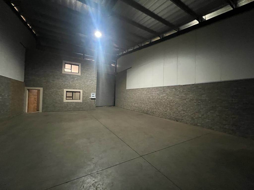 290  m² Industrial space in Brakpan North photo number 4